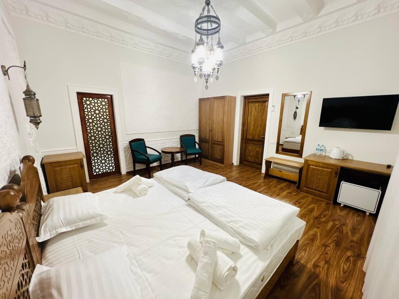 Guesthouse Muqaddam Бухара Екстер'єр фото